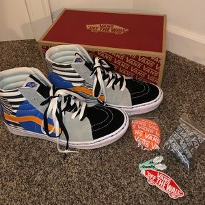 Men’s Hightop Vans *sticker included*